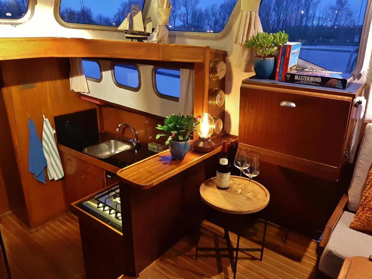 Motor Yacht Almaz Hotel Amsterdam Exterior foto